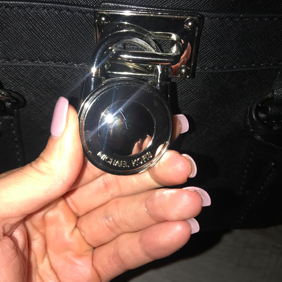 Michael Kors Hamilton Bag - Picture 4 of 5